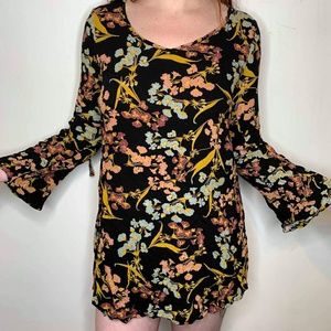 Bellsleeve Tunic
